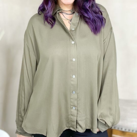 NWOT Andree by Unit brand button down long-sleeve size 1x - Picture 1 of 6